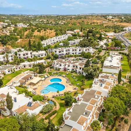 Ground Floor & Pool Apartment Albufeira